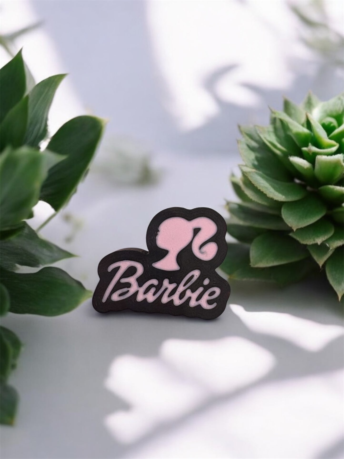 Barbie straw topper includes (10 piece )