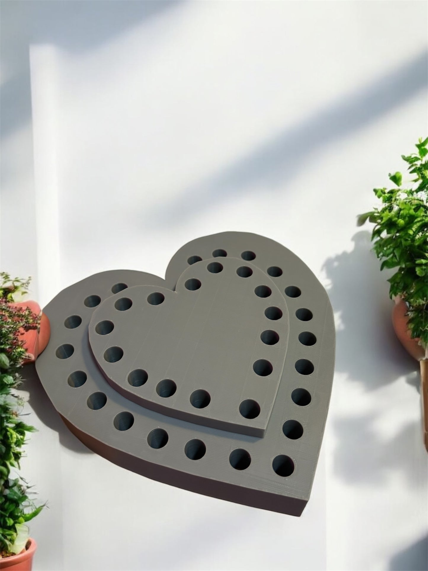 Heart pen display