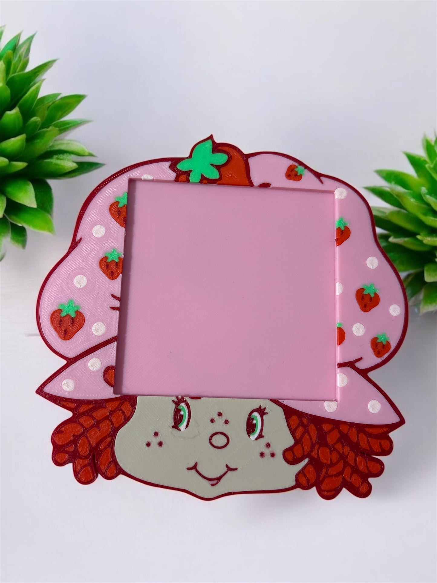 Strawberry shortcake sticky note holder