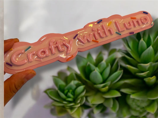 Name tags / watermarks