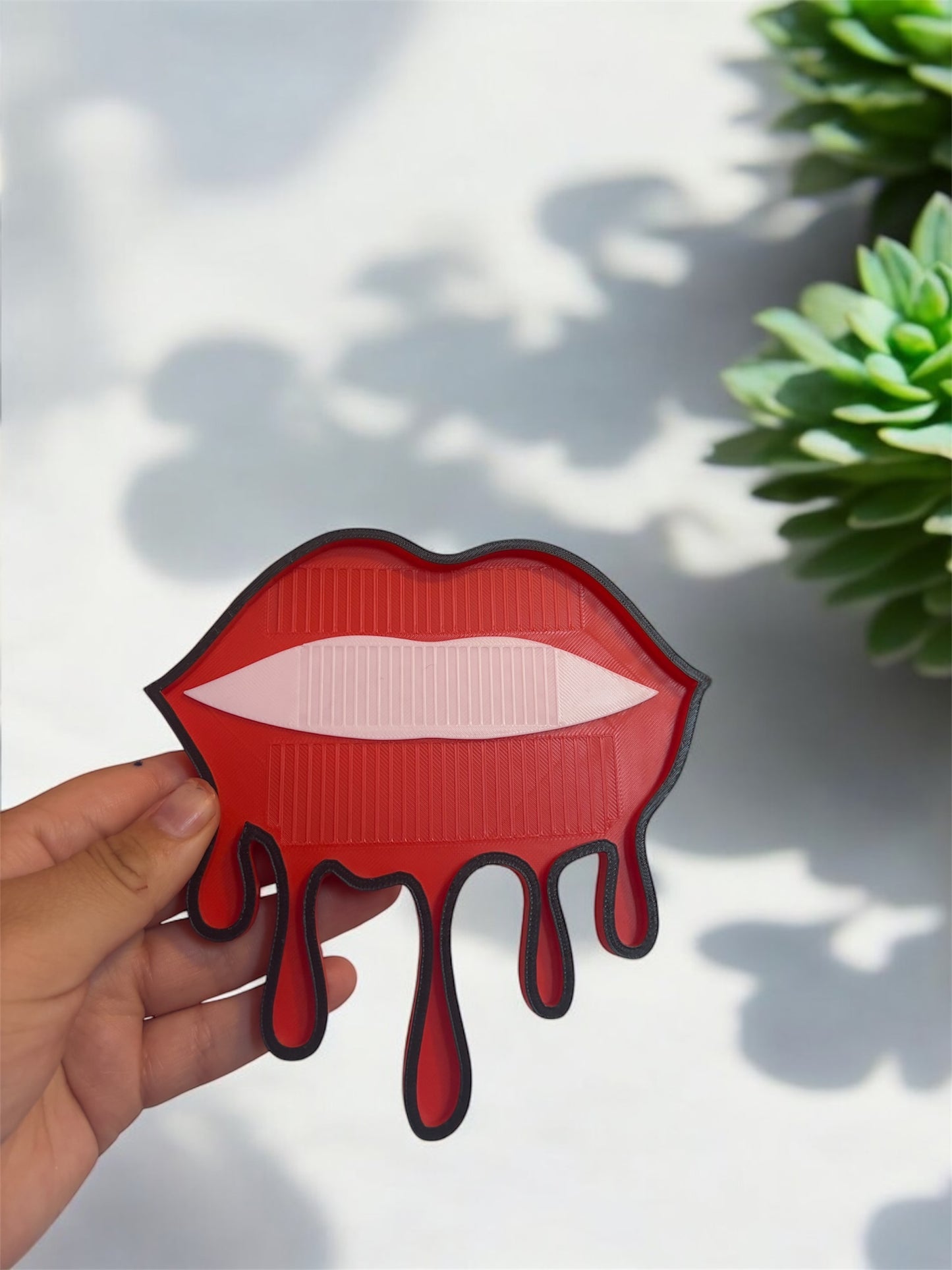 Lip rhinestone tray