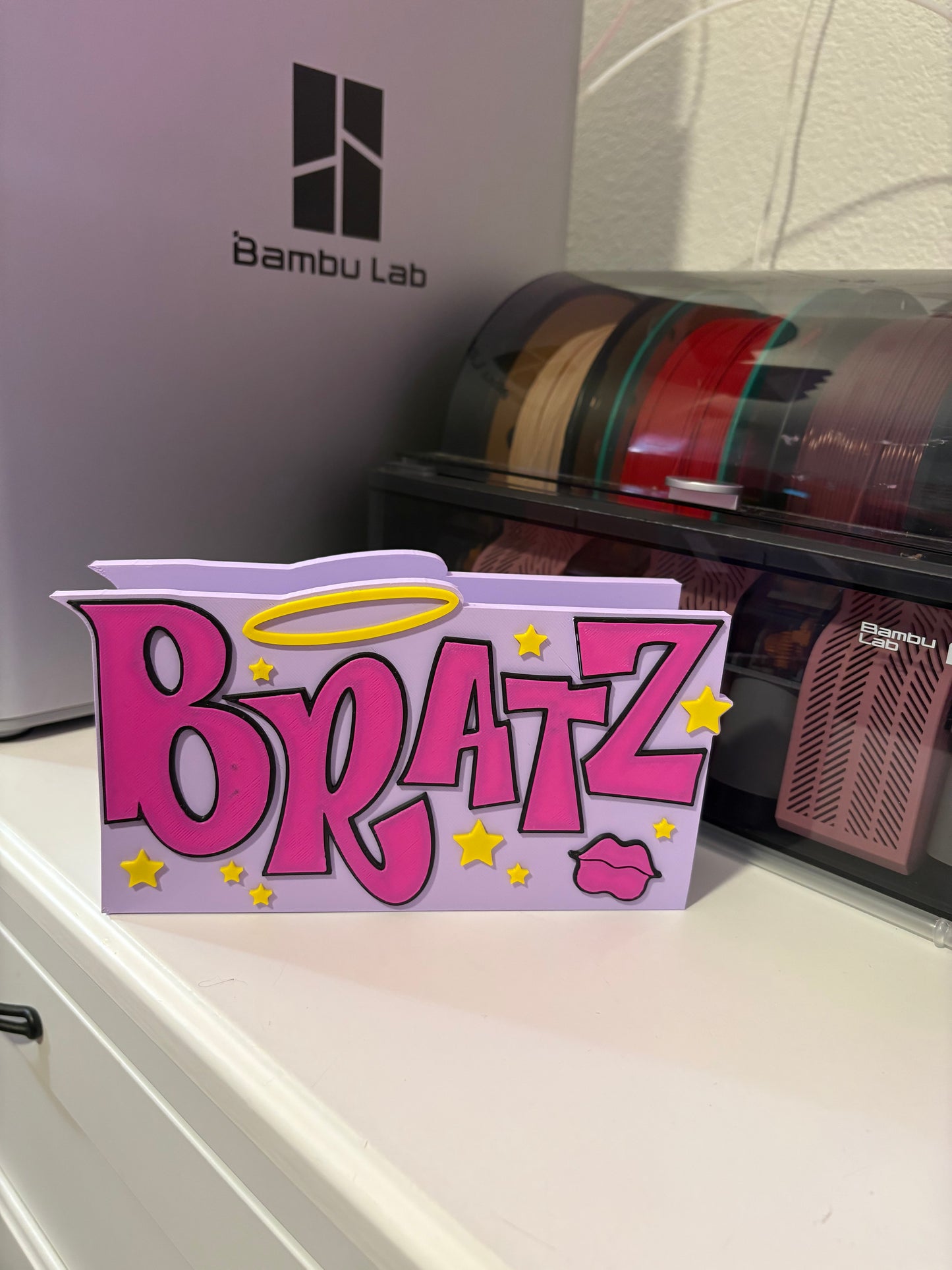 Bratz pen holder