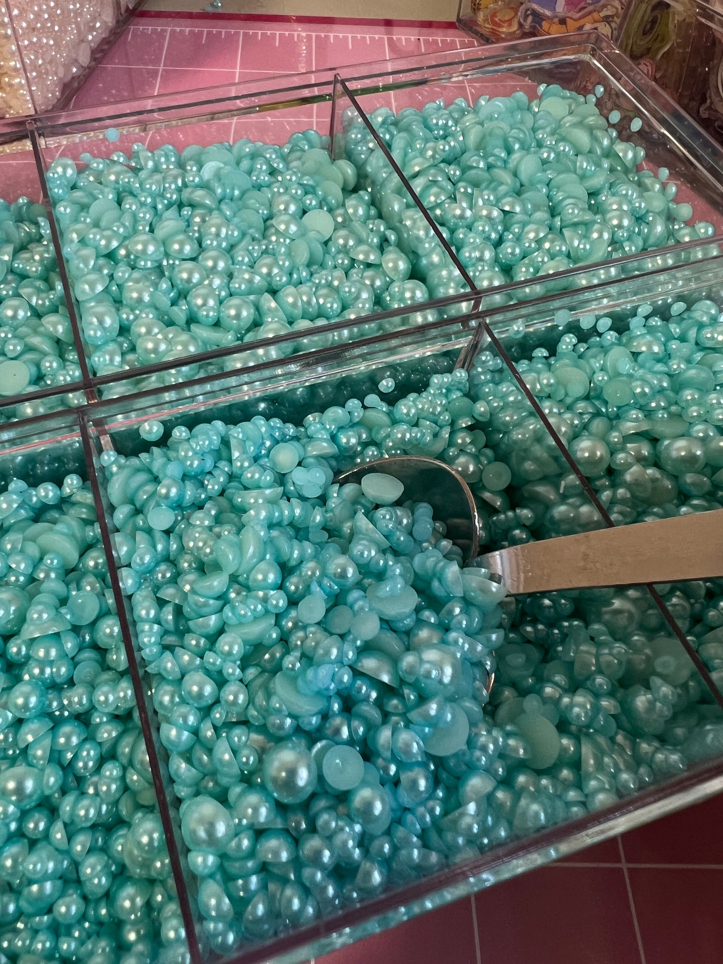 Flat back pearls