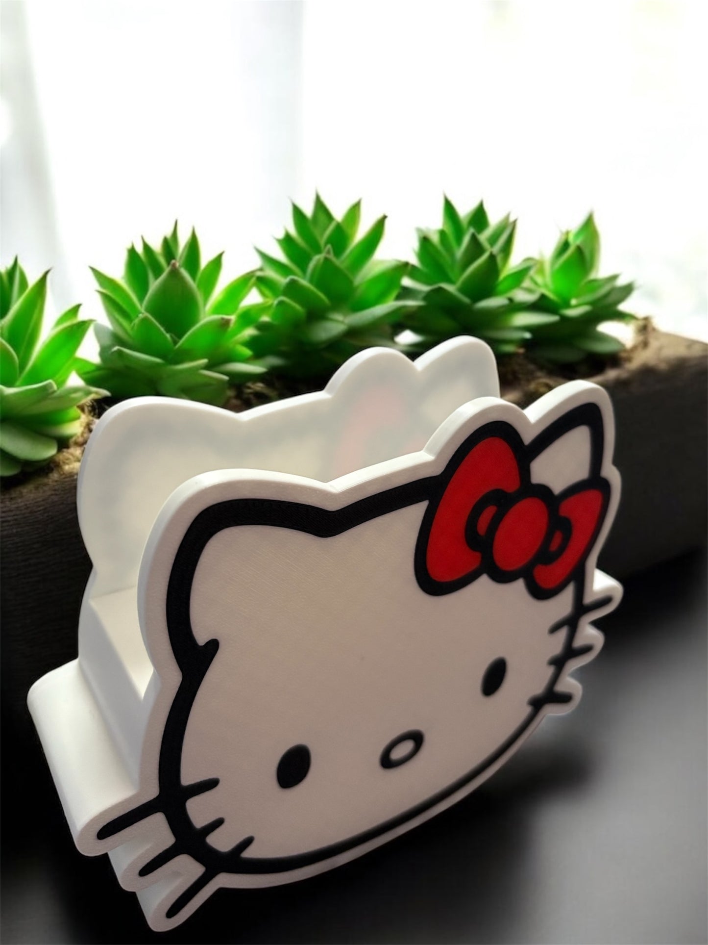 Hello kitty pen holder